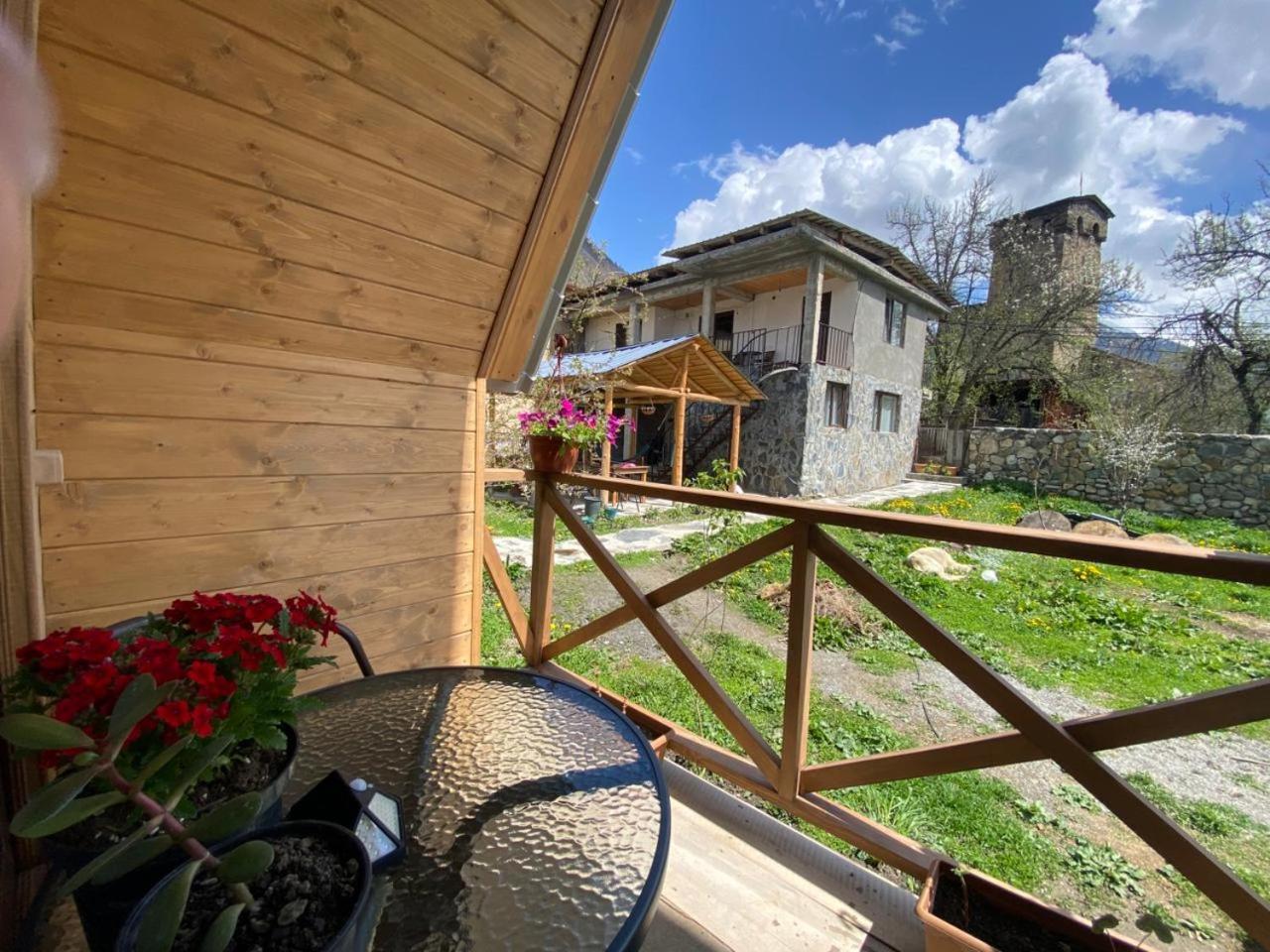 Guesthouse Venera Mestia Exterior foto